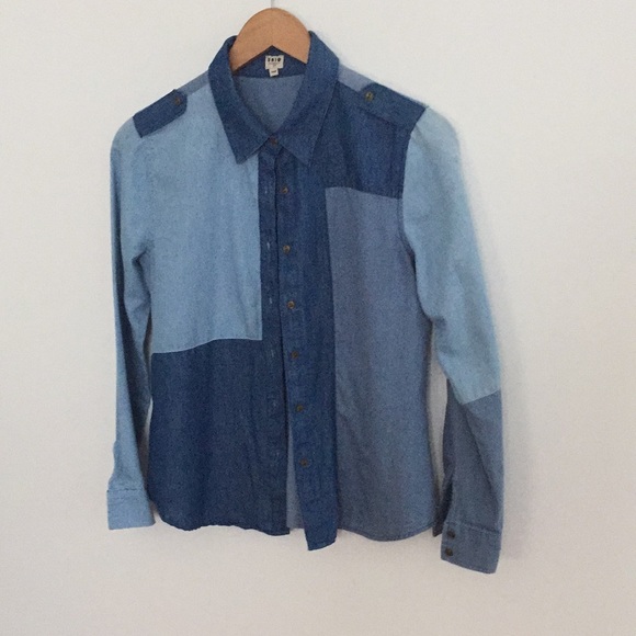 Uniqlo Tops - UNIQ Small Block Denim Button Shirt